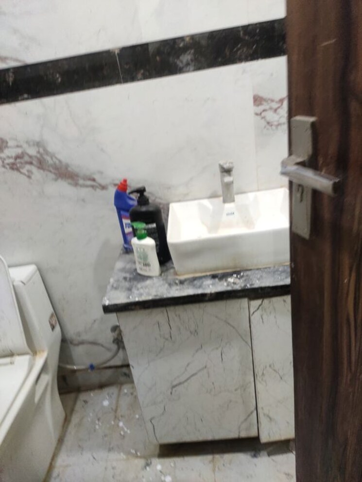 Master Bedroom, ramesh nagar 1 Bedroom 499 Sq.Ft. Builder Floor In Ramesh Nagar Delhi 9856699