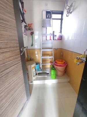 Bathroom in 3 BHK Apartment at Ashar Residency, Pokhran Road No Two – for Sale