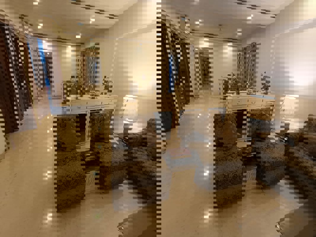 4 BHK + Pooja Room,Servant Room,Extra Room Apartment For Sale in Ekta Enchante Apartment