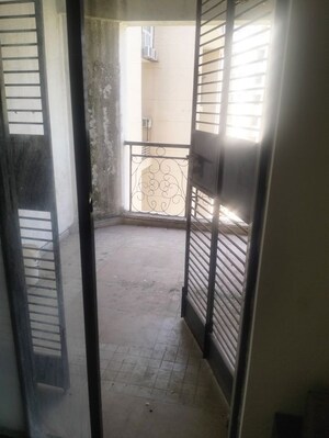 Bathroom in 2.5 BHK Apartment at Raheja Vistas Phase II, Mohammadwadi – for Sale