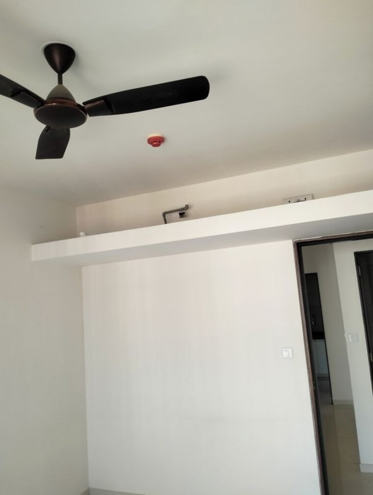 undefined, raheja-vistas-phase-ii 2.5 Bedroom 1350 Sq.Ft. Apartment In Mohammadwadi Pune 9856723