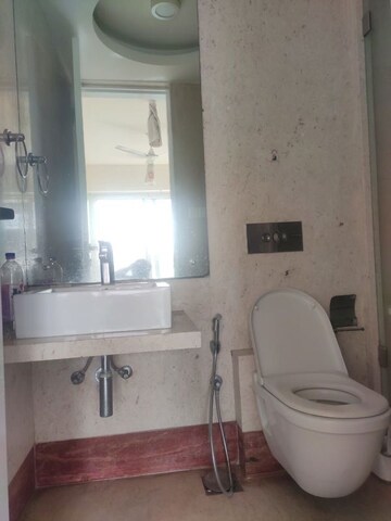 Bathroom in 4 BHK Apartment at White Lotus, Santacruz West – for Rent