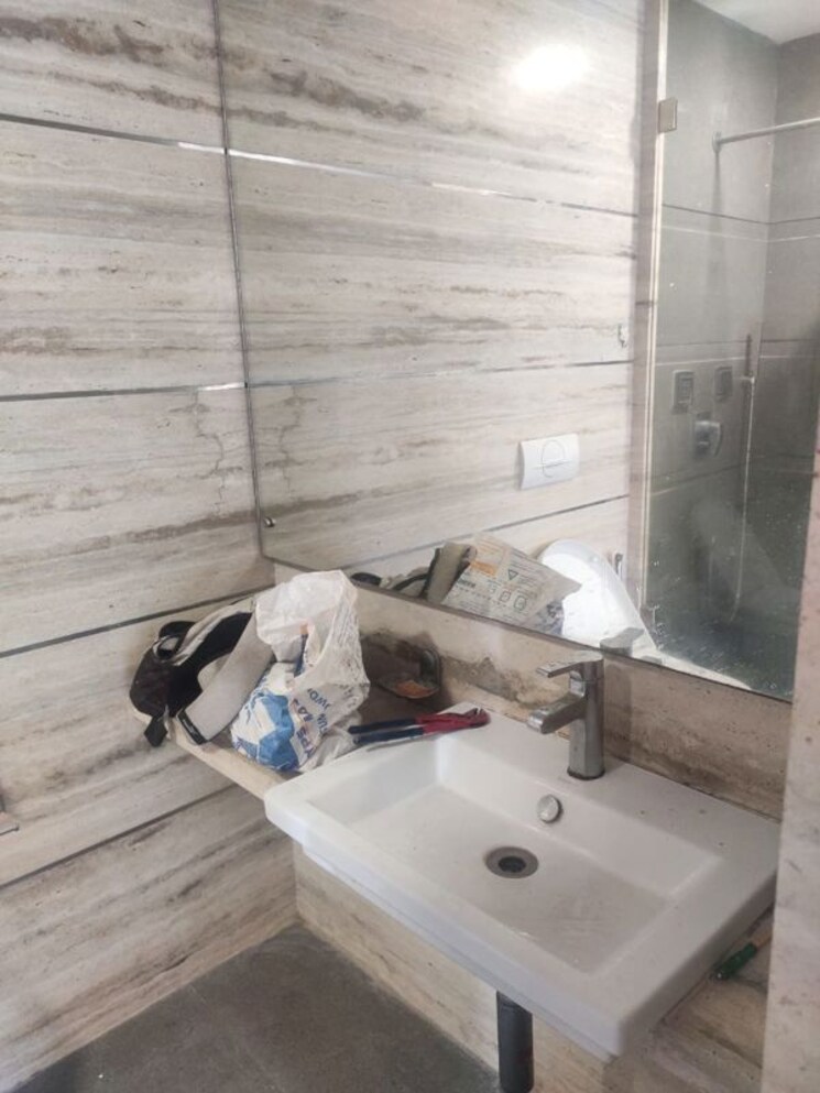 Bathroom, white-lotus 4 Bedroom 1800 Sq.Ft. Apartment In Santacruz West Mumbai 9856722