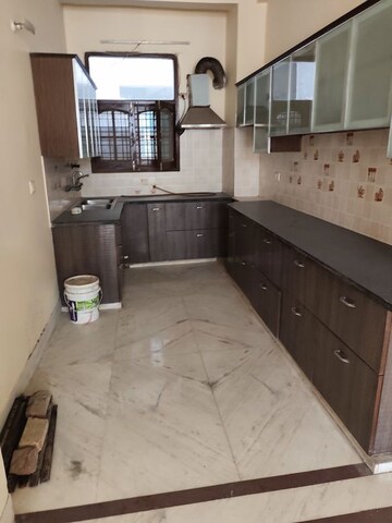 Kitchen in 3 BHK Independent House at Sector 46 – for Rent