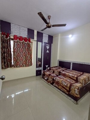 Bedroom in 2 BHK Apartment at Vartak Nagar – for Rent