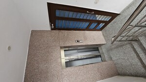 Furnished Amenities in 2.5 BHK Independent House at Sector 46 – for Rent