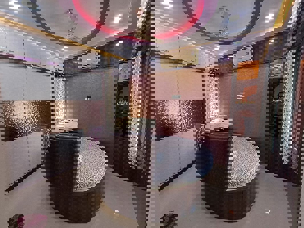 2 BHK + Extra Room Apartment For Rent in Vartak Nagar