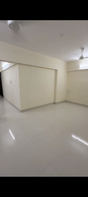 Room in 2 BHK Apartment at Raghav Amara, Kurla – for Rent