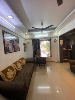2 BHK + Pooja Room Apartment For Sale in Kurla East