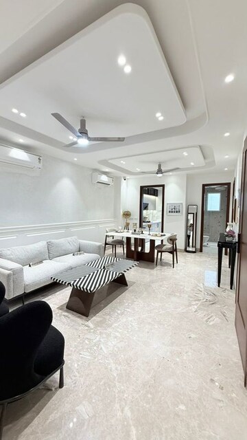 3.5 BHK Builder Floor For Sale in BPTP Green Oaks, Sector 70a