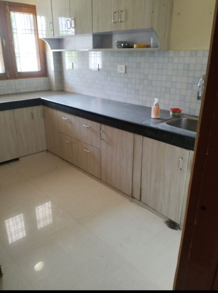 Kitchen, vasant kunj 2 Bedroom 2100 Sq.Ft. Independent House In Vasant Kunj Lucknow 9833798