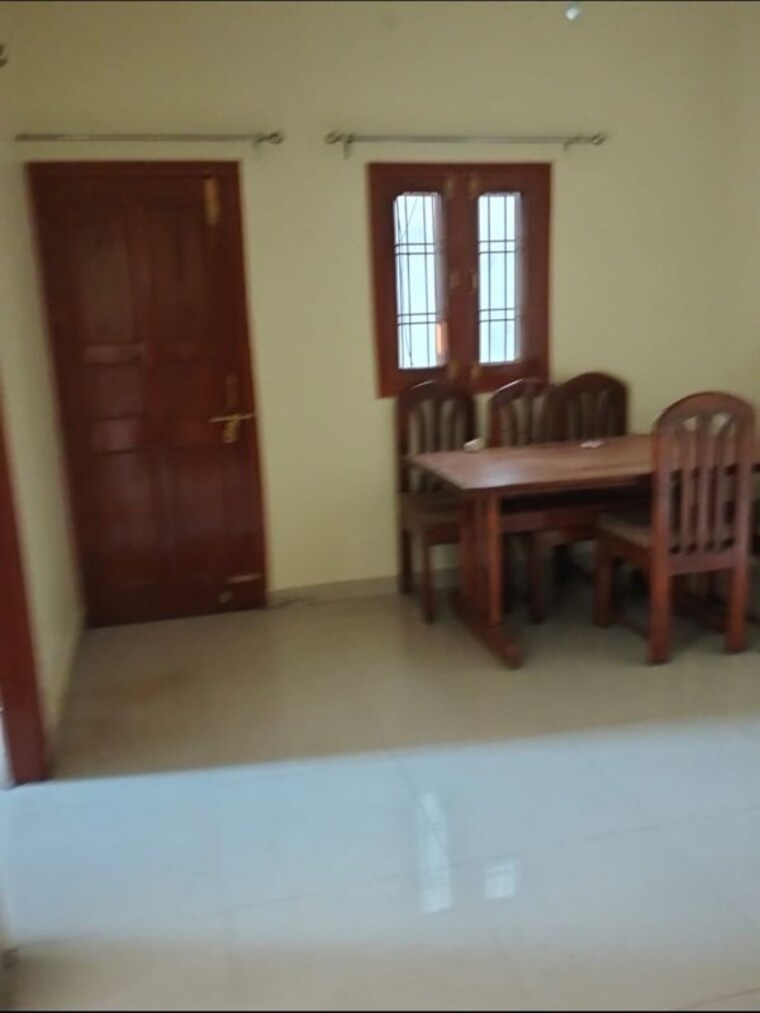 Living Room, vasant kunj 2 Bedroom 2100 Sq.Ft. Independent House In Vasant Kunj Lucknow 9833798