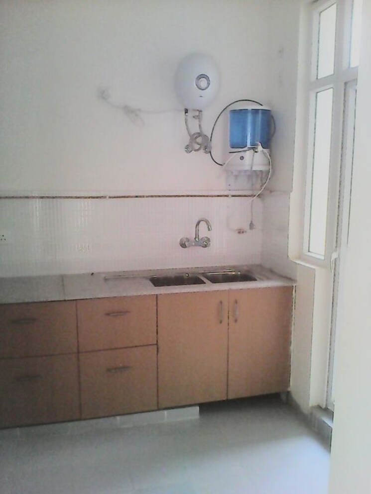 Bathroom, rohtas-plumeria 3 Bedroom 1650 Sq.Ft. Apartment In Gomti Nagar Lucknow 9856884