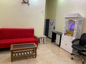 Living Room in 2 BHK Independent House at Gomti Nagar – for Rent