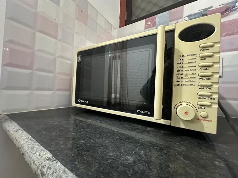  Parking, akg-skyline-plaza 2 Bedroom 1086 Sq.Ft. Apartment In Sultanpur Road Lucknow 9856898