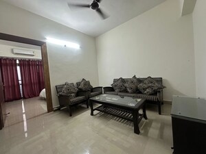 Living Room in 2 BHK Apartment at AKG Skyline Plaza, Sultanpur Road – for Rent