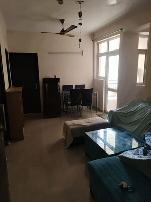Living Room in 2.5 BHK Apartment at Jm Orchid, Sector 76 – for Rent