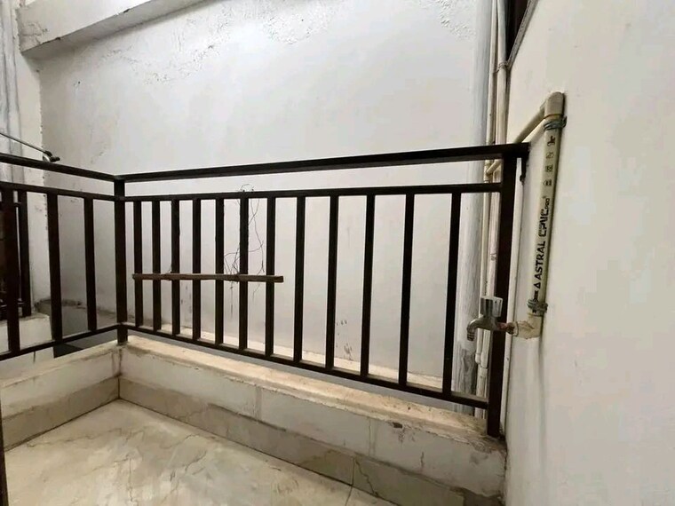Balcony, chattarpur 2 Bedroom 900 Sq.Ft. Builder Floor In Chattarpur Delhi 9856916