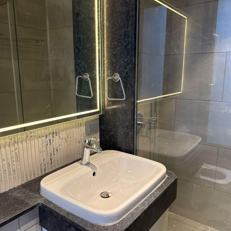 Bathroom, rustomjee-crown 4 Bedroom 2190 Sq.Ft. Apartment In Gokhale Road Mumbai 9856928