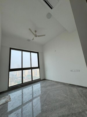 Room in 2 BHK Apartment at Prestige Jasdan Classic, Mahalaxmi – for Rent