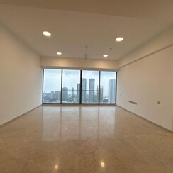 4 BHK + Servant Room Apartment For Sale in Rustomjee Crown