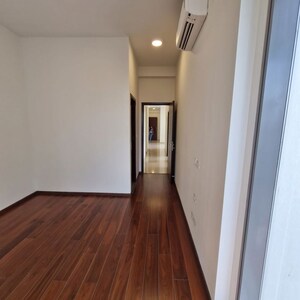 Building Lobby in 3 BHK Apartment at Piramal Mahalaxmi, Mahalaxmi – for Rent