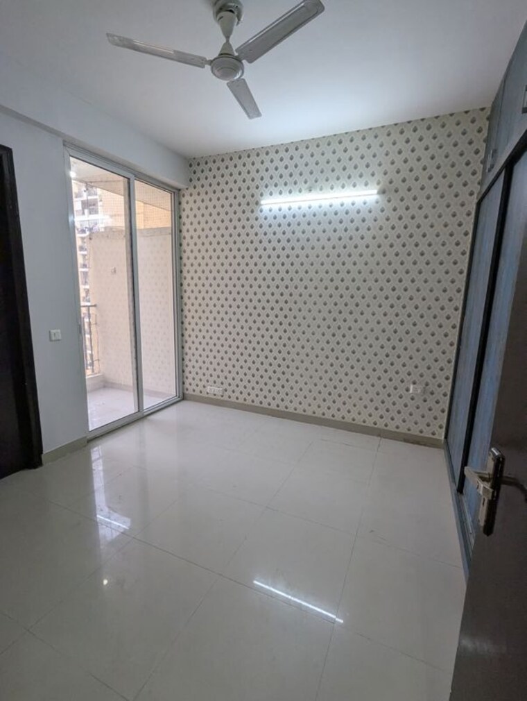Room, jm-orchid 3 Bedroom 1762 Sq.Ft. Apartment In Sector 76 Noida 9856954