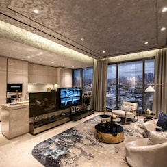 4 BHK + Pooja Room Apartment For Sale in Rustomjee Crown