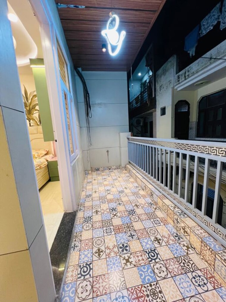 Balcony, mansa ram park 3 Bedroom 792 Sq.Ft. Builder Floor In Mansa Ram Park Delhi 9856957