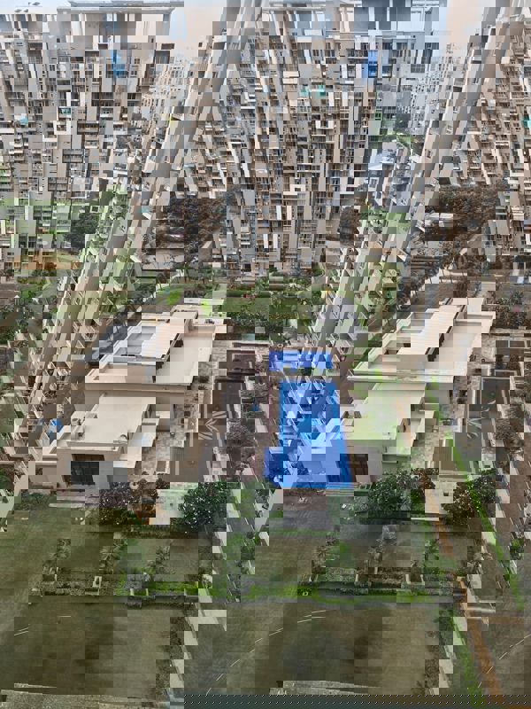 3.5 BHK + Pooja Room,Servant Room,Study Room,Extra Room Apartment For Sale in Sector 83