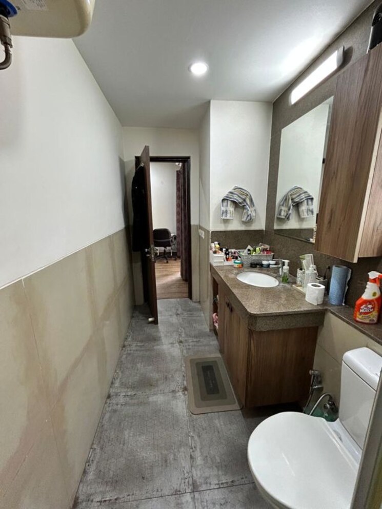 Kitchen, emaar-palm-gardens 3.5 Bedroom 1900 Sq.Ft. Apartment In Sector 83 Gurgaon 9768892