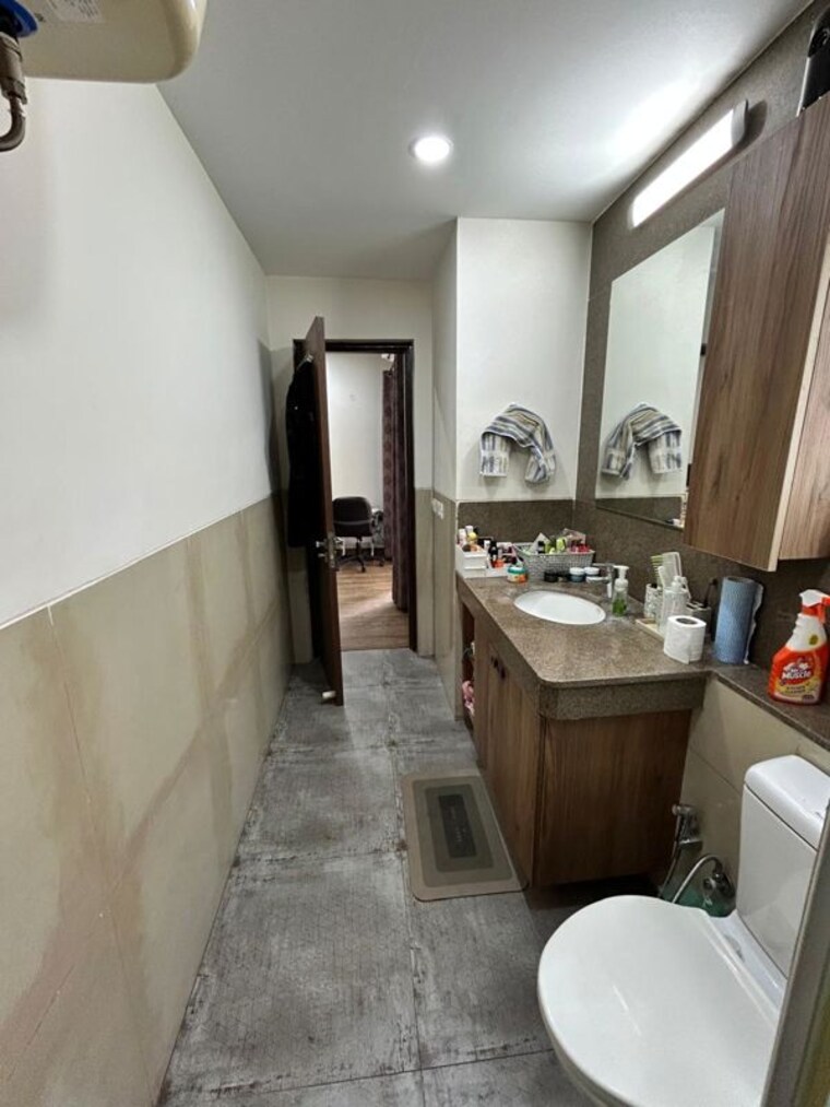 Kitchen, emaar-palm-gardens 3.5 Bedroom 1900 Sq.Ft. Apartment In Sector 83 Gurgaon 9768892