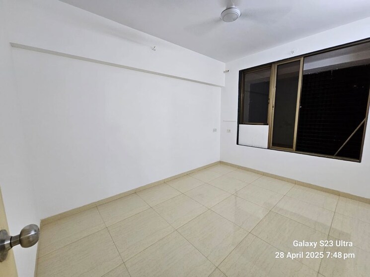 Room, zee-manubharati 2 Bedroom 780 Sq.Ft. Apartment In Andheri West Mumbai 9856977