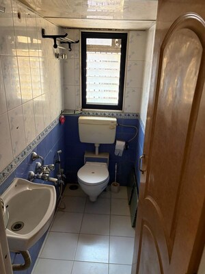 Master Bedroom in 1 BHK Apartment at Regency Apartment, Andheri West – for Rent