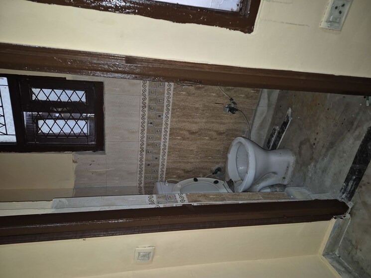 undefined, mayur vihar 2.5 Bedroom 450 Sq.Ft. Builder Floor In Mayur Vihar Delhi 9856987