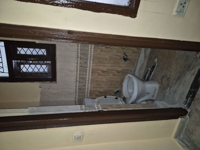 undefined, mayur vihar 2.5 Bedroom 450 Sq.Ft. Builder Floor In Mayur Vihar Delhi 9856987