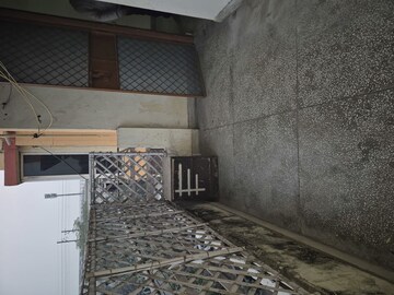 Balcony in 3 BHK Apartment at Mayur Vihar – for Rent