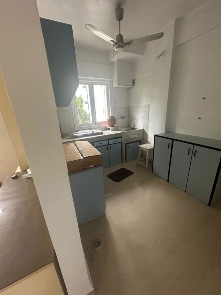 Team Area, rohit-apartments 1 Bedroom 600 Sq.Ft. Apartment In Andheri West Mumbai 9857001