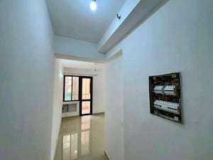 Room in 2 BHK Apartment at RG Luxury Homes, Tech Zone Greater Noida – for Rent