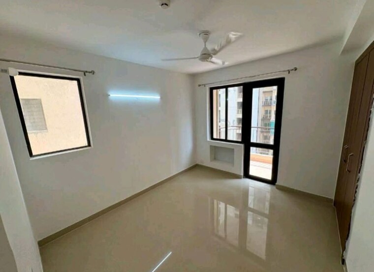 Room, rg-luxury-homes 2 Bedroom 1229 Sq.Ft. Apartment In Tech Zone Greater Noida Greater Noida 9857009