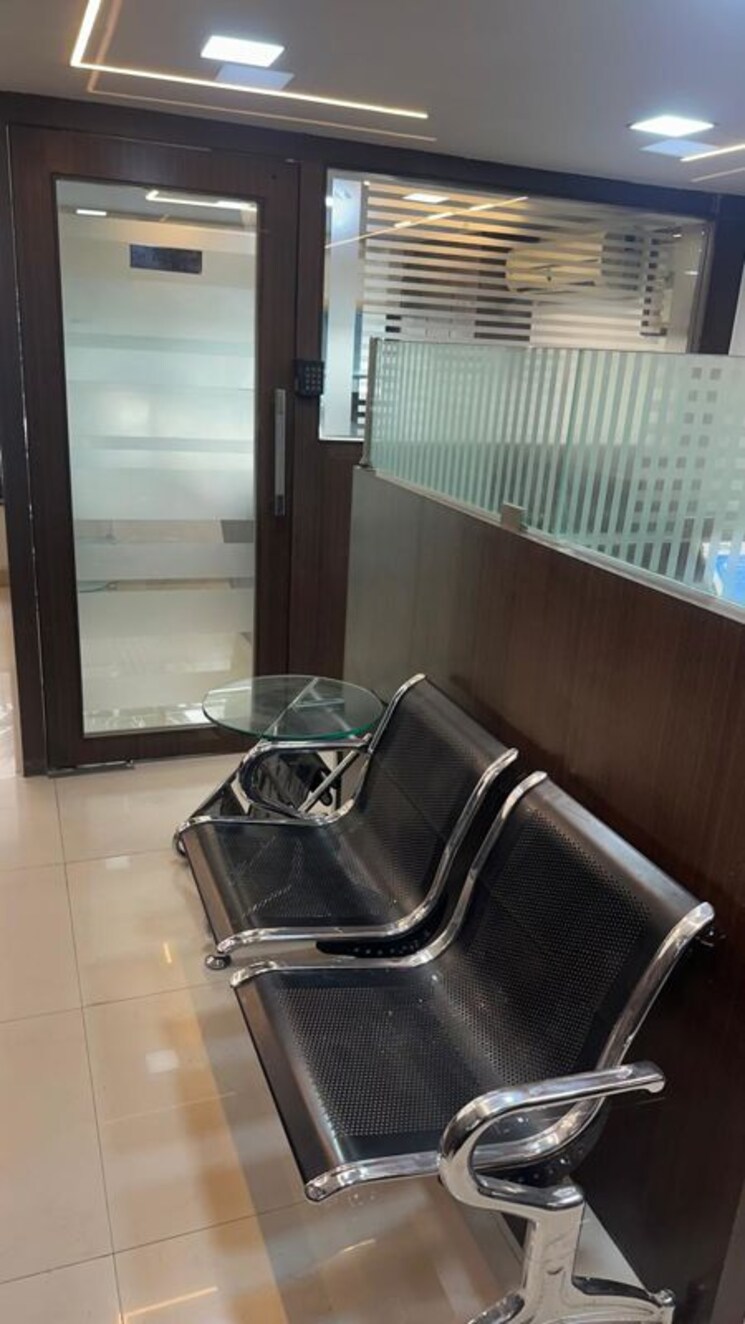 Common Area, dilkap-chambers Commercial Office Space 1000 Sq.Ft. In Andheri West Mumbai 9847599