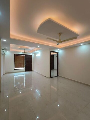 Room in 3 BHK Apartment at JP North Euphoria, Mira Road – for Sale