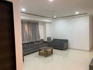 2 BHK Apartment For Sale in Unique Poonam Estate Cluster 2, Mira Road