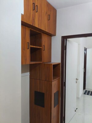 Room in 1.5 BHK Apartment at Runwal Gardens Phase I, Dombivli East – for Rent