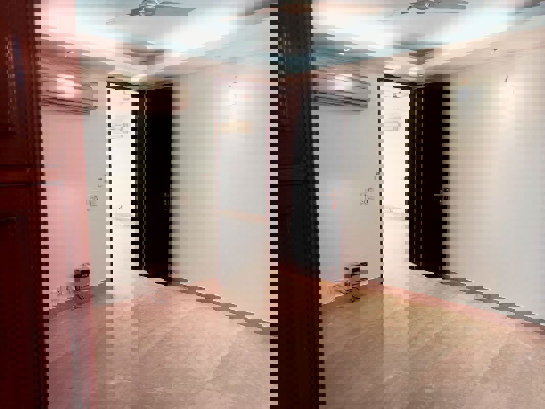 4 BHK + Servant Room Builder Floor For Sale in Hauz Khas