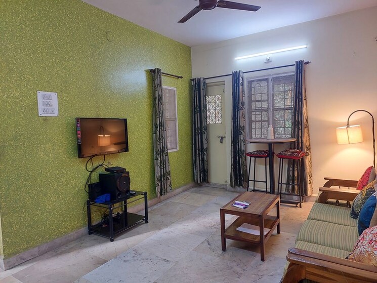 Living Room, koregaon park 2 Bedroom 1300 Sq.Ft. Apartment In Koregaon Park Pune 9857099