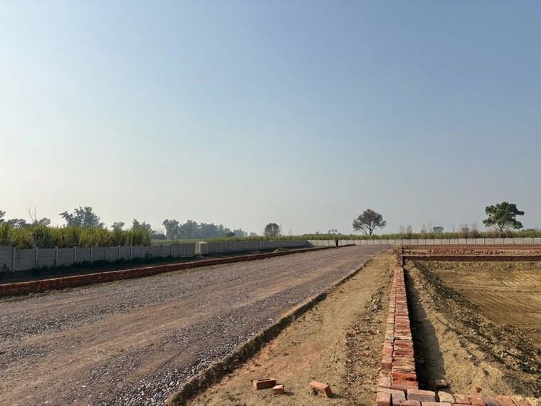 undefined, rohta road  105 Sq.Yd. Plot In Rohta Road Meerut 9857105