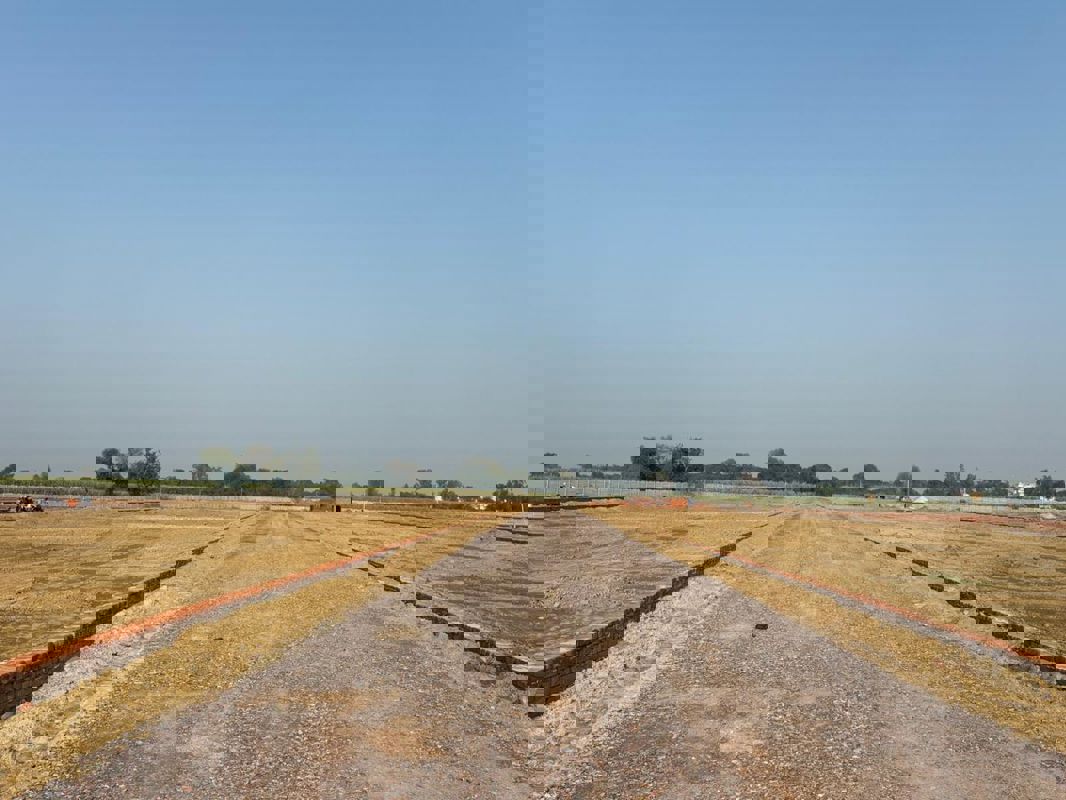 Plot For Sale in Rohta Road