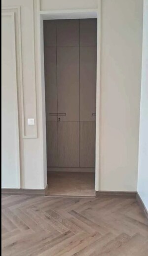 Master Bedroom in 4 BHK Builder Floor at Greater Kailash ii – for Rent