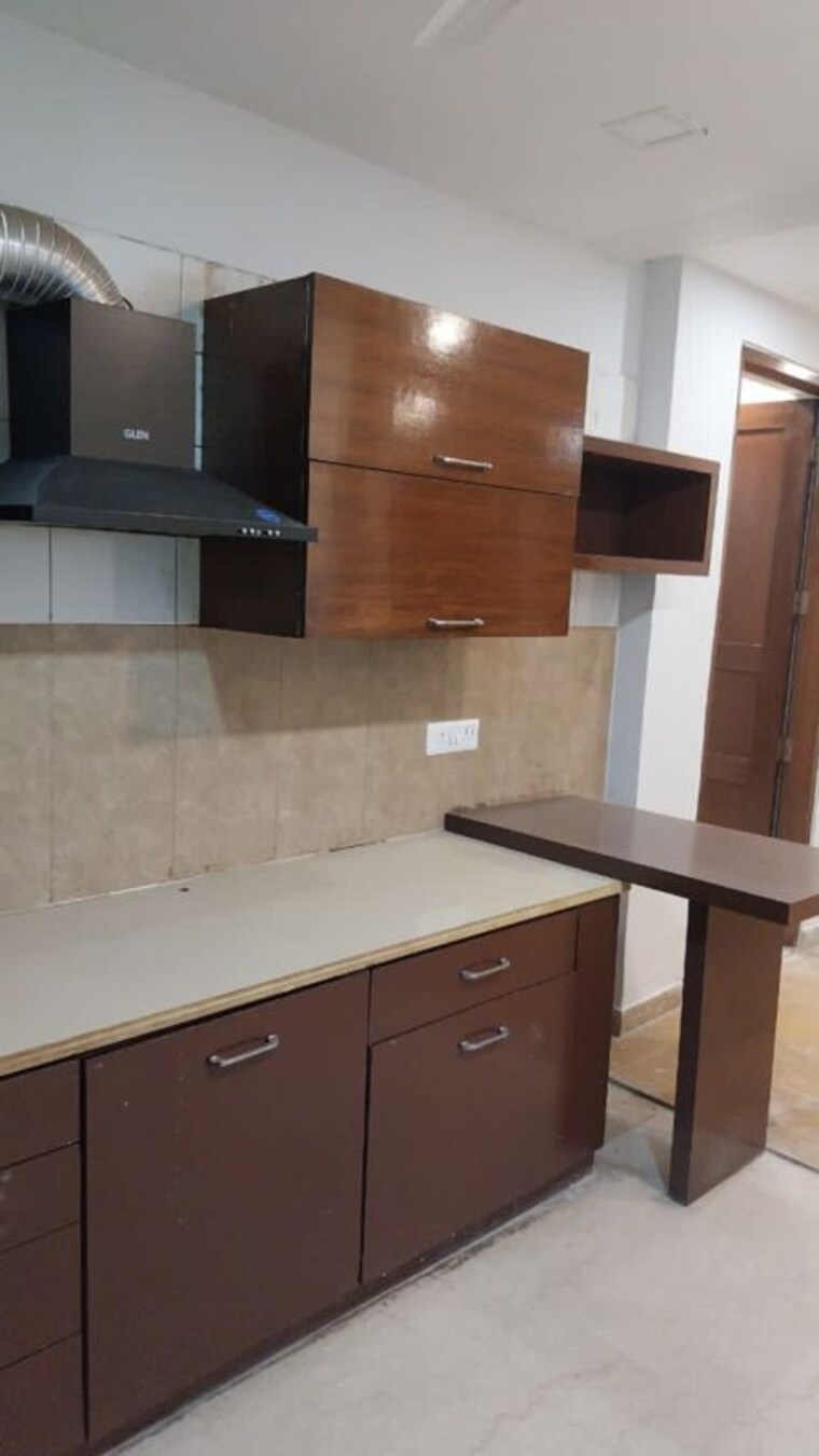 Kitchen, sector 46 3 Bedroom 2100 Sq.Ft. Builder Floor In Sector 46 Gurgaon 9857120